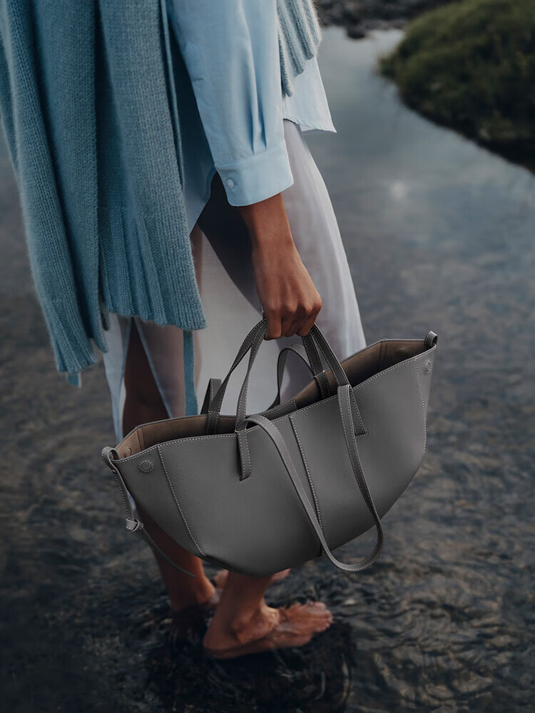 Polene波灵恩【新品】Cyme Mini 荔枝牛皮手提单肩托特包 栗色