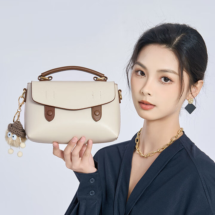 纪诗哲包包女包单肩包女士斜挎包七夕情人节礼物送女友老婆纪念礼物 咖色【需要贺卡拍此项】 小包 精美礼盒
