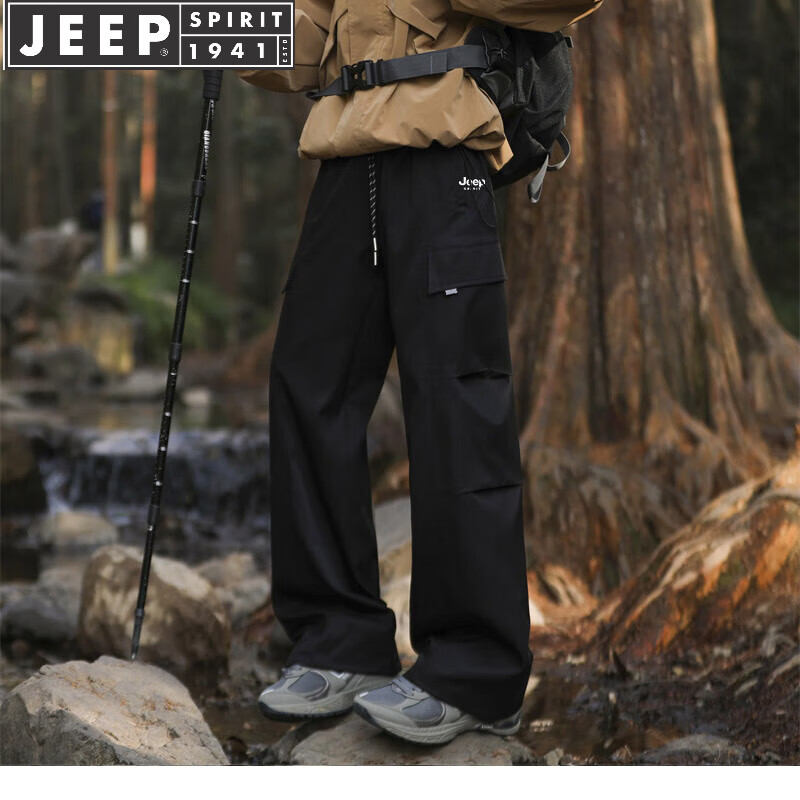 ���ڲ�����JEEP SPIRIT�����ļ��п����г�����ʿʱ�аٴ���ɴ��봿ɫ��װ���� ��ɫ M ������90-110�