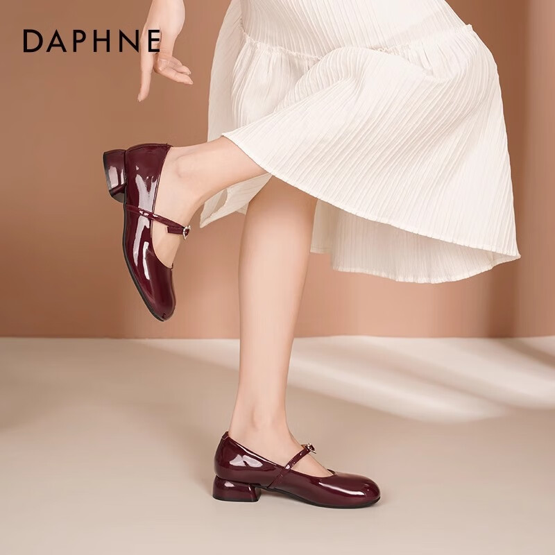 达芙妮玛丽珍鞋女2026新款浅口单鞋配裙子法式小皮鞋女复古气质女鞋JD 酒红色(爱心扣) 新款3cm跟高 40
