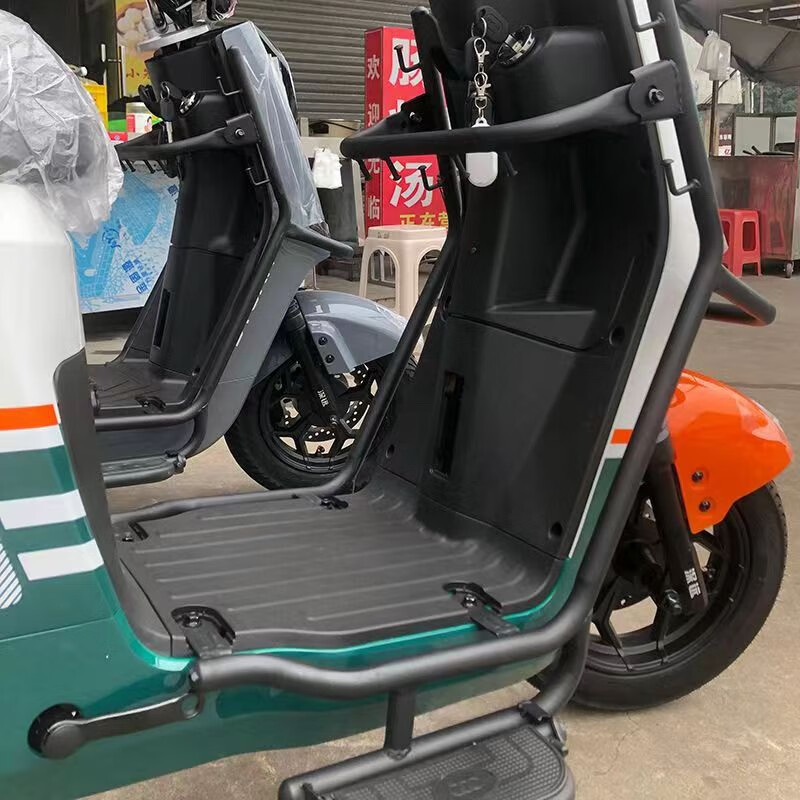 深遠(yuǎn)T90電動(dòng)車保險(xiǎn)杠保護(hù)杠防護(hù)杠深遠(yuǎn)T3/A7/A8通用護(hù)杠四季星A8 A8A8L護(hù)杠帶掛鉤