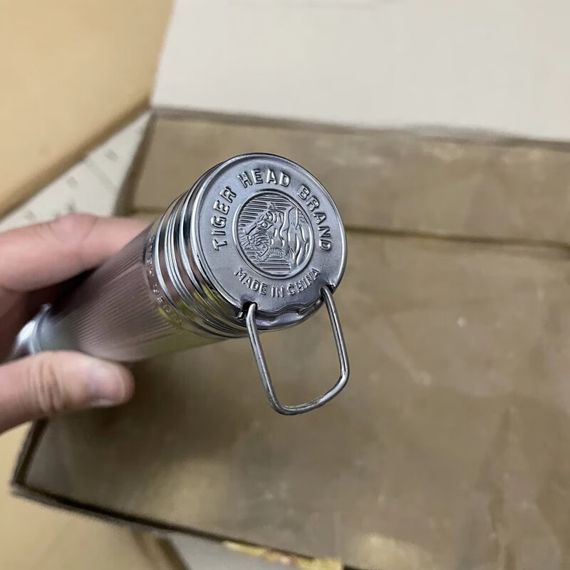 【jd优选】虎头牌手电筒库存老式3节1号电池全新手电家用道具暖光铁皮