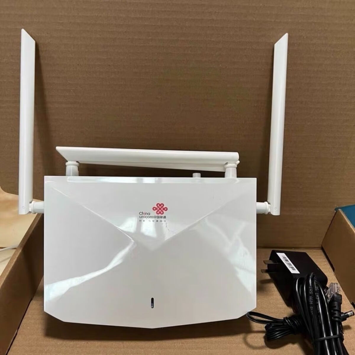 联通华盛二手中国联通VS010智能路由器全千兆WIFI6无线5G双频AX3000穿墙