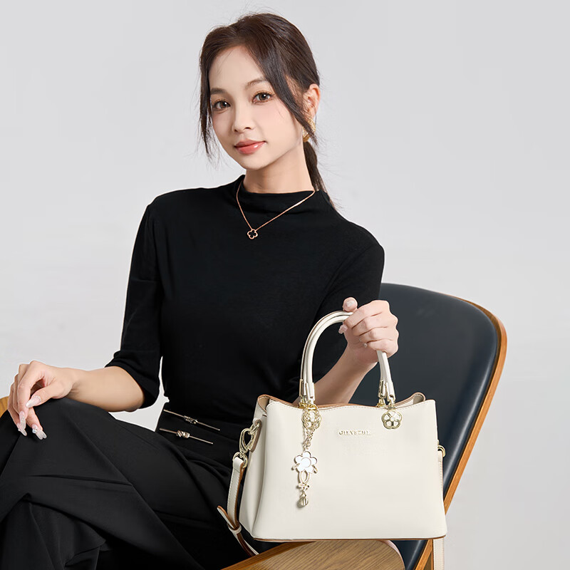 纪诗哲包包女包2025新款轻奢侈女士斜挎手提包女款情人节生日礼物送老婆 米白色【当日/次日达】热销