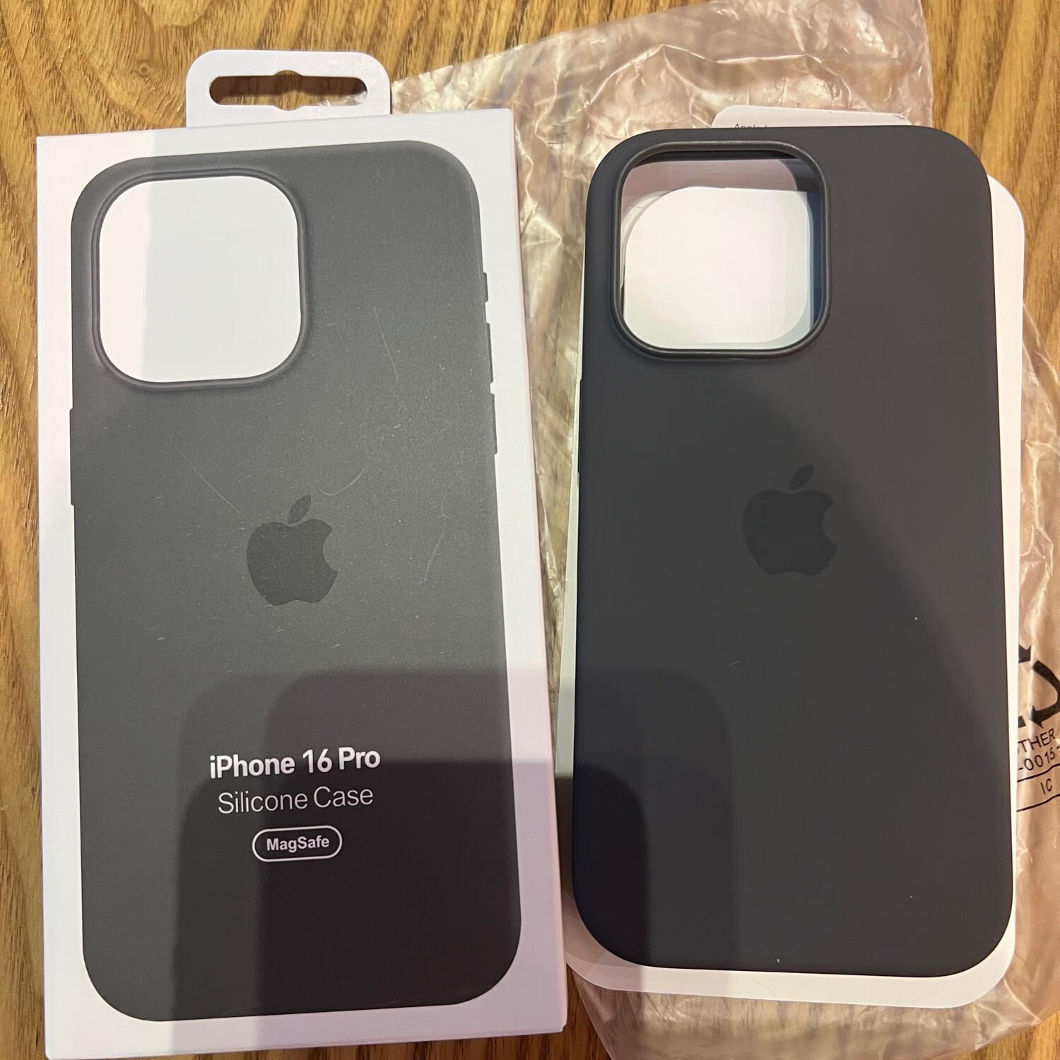 iPhone 16 Pro磁吸动画液态硅胶保护壳按键款（现货速发） 岩灰色 16proMax 京东折扣/优惠券