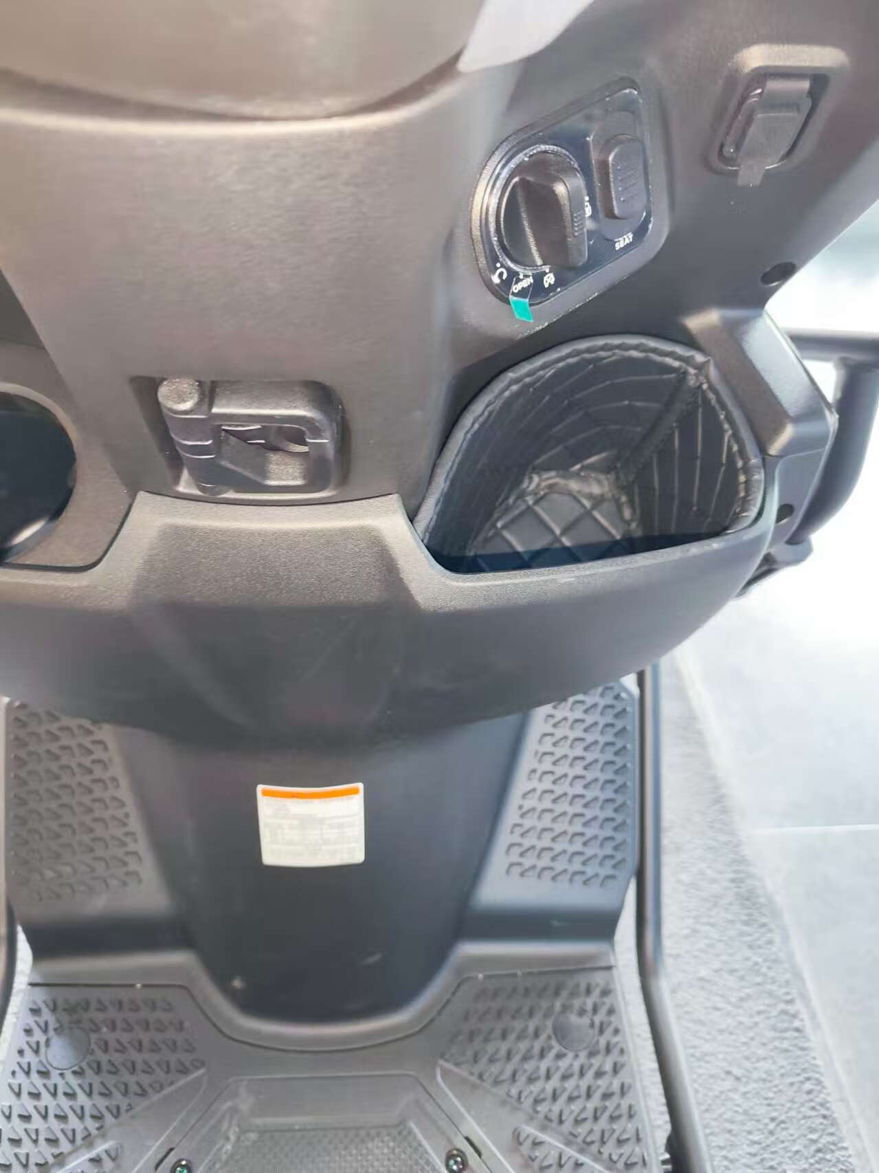 ɽͷ�ִ����Ħ�г��¿�ADX125��Ͱ��Hj125-58��Ͱǰ���ڳĴ������װ��� ǰ�����[��ɫ��]