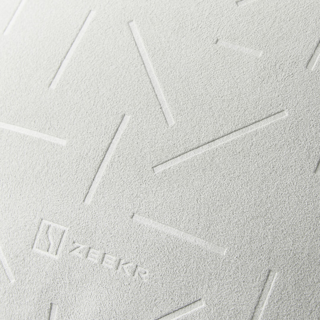 极氪极触头枕颈枕 舒适柔软 高弹耐压 适配多类座椅(暮云灰)