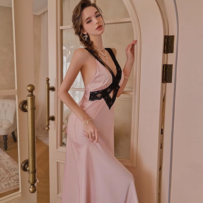 MOXTOC性感睡衣女夏季冰丝纯欲风带胸垫长裙高级感吊带睡裙 粉色 XL (建议120~140斤)