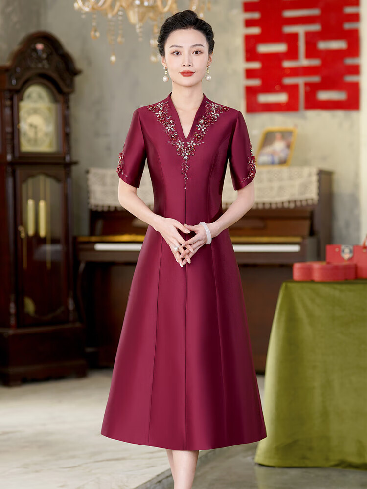 卡悠萊（KAYOULAI）【2025新款】禮服高貴洋氣年輕氣質(zhì)喜婆婆婚宴裝婚禮喜服連 紅色 XL(建議110120斤) 均碼