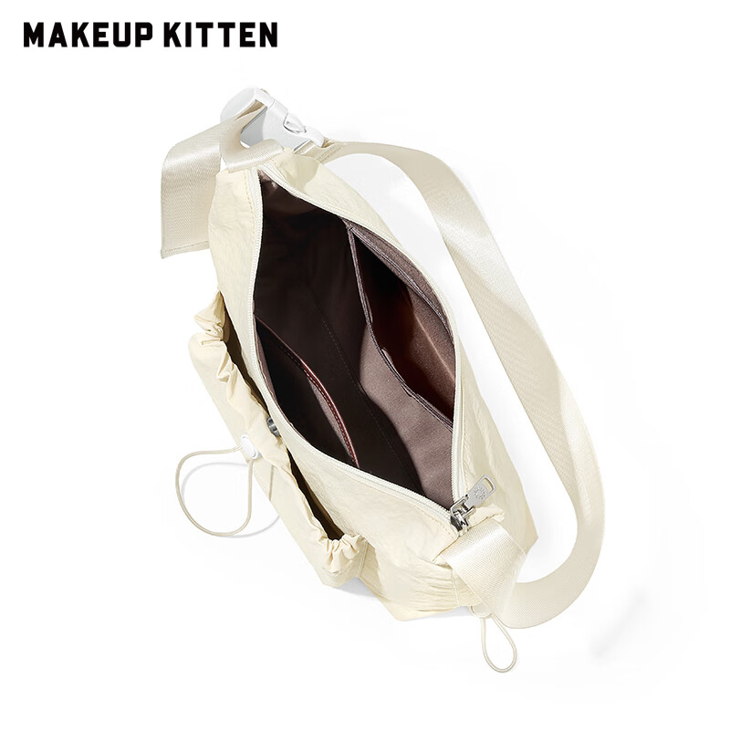 MAKEUP KITTEN斜挎包女2026新款通勤包单肩包学生书包挎包邮差包520情人节礼物 卡其色-中号【赠可爱挂件】