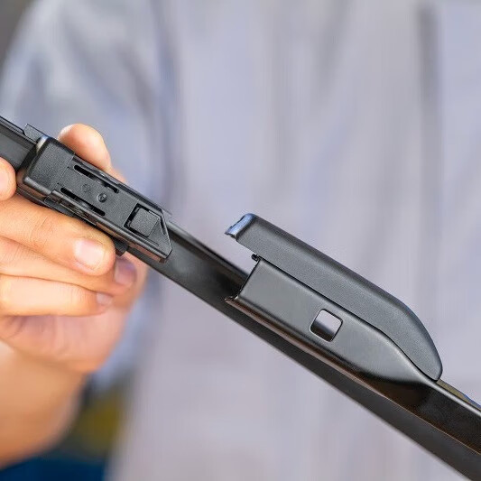 博世（BOSCH）原装神翼无骨雨刷/雨刷片/雨刷器/雨刮/雨刮器 适配特斯拉 Model Y专用（26/20寸）