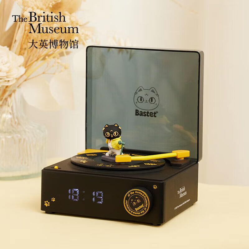 ��Ӣ����� ����ɭè���ּҳ�Ƭ���������� ���ŷºڽ�