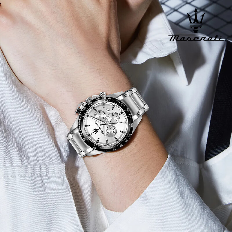 玛莎拉蒂（MASERATI）手表男迪通拿十大名表探索者竞速运动石英表男表高级感生日礼物 【热销】黑白熊猫 R8873612049