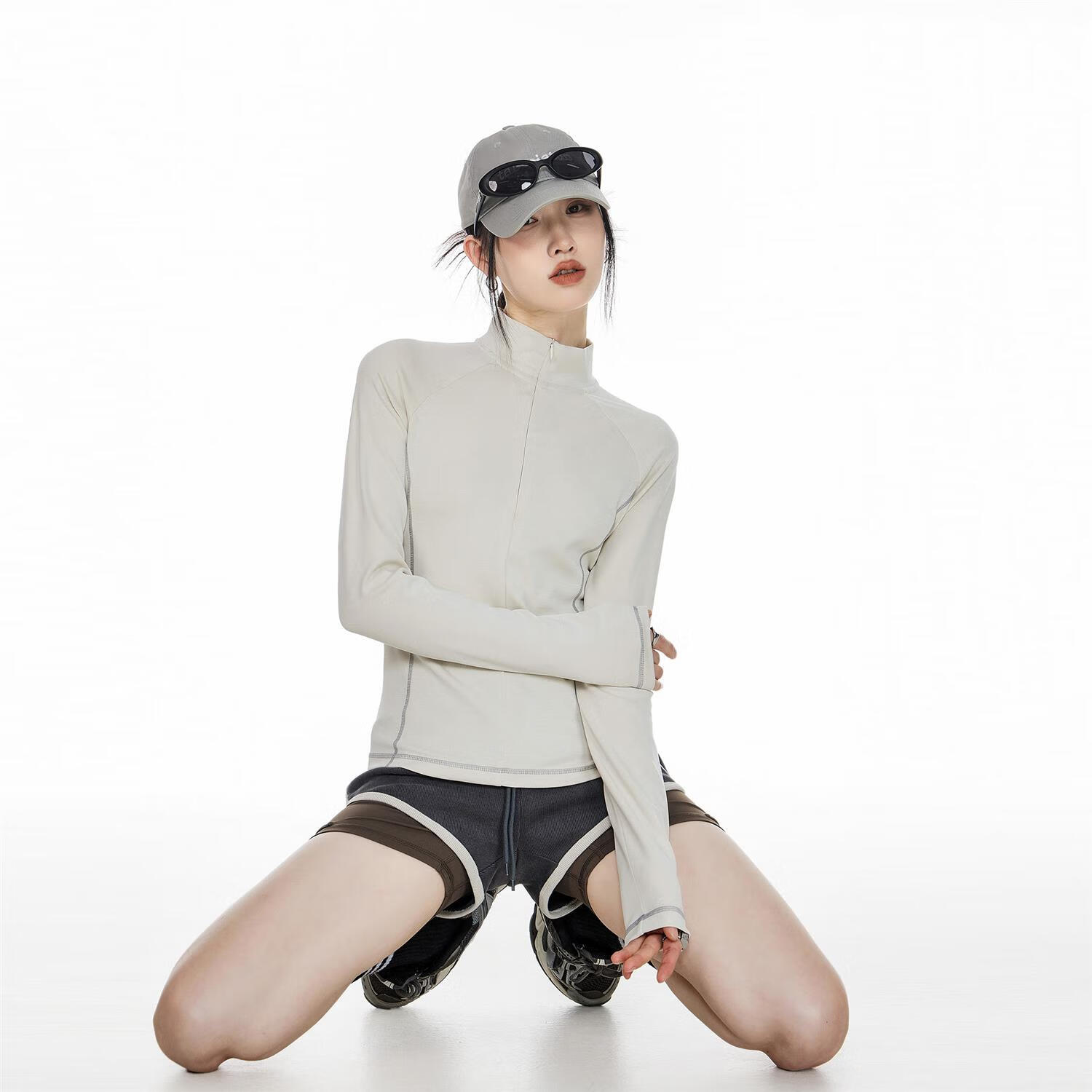 ICH MODE美式夏季立领外套女2025年新款修身瑜伽服流行运动上衣 米白色 S