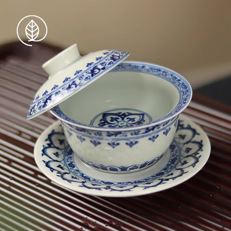 景德镇三才盖碗可悬停青花宝相泡茶碗陶瓷家用青花 青花珐琅彩仙鹤盖碗