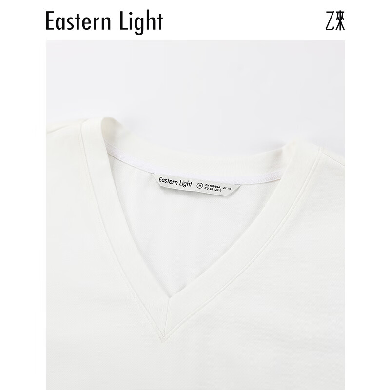 乙来(EASTERN LIGHT)2026夏季新款女装廓形V领短袖T恤衫上衣黑白色显瘦潮流宽松内搭 纯净白 L 乙来(EASTERN LIGHT)2026夏季新款女装廓形V领短袖T恤衫上衣黑白色显瘦潮流宽松内搭 纯净白 L