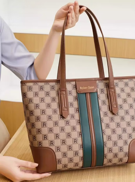 香奈小香品牌托特包女真皮复古腋下包时尚百搭手提包大容量女士单肩包礼物 /卡其棋盘格