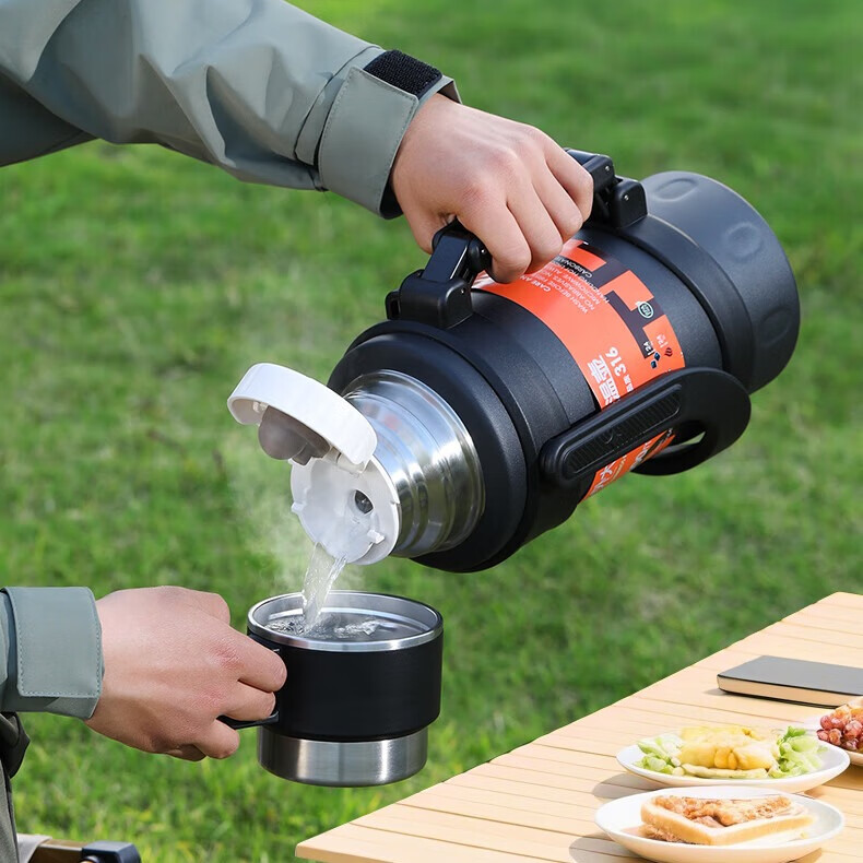 琪虎316不锈钢保温壶大容量户外便携2025新款家用水瓶车载旅行壶宿舍 双内盖-双把手-2500ML军绿色