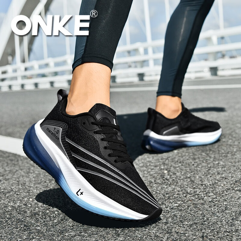 ONKE德国欧克新款运动鞋男鞋轻便减震网面透气跑鞋女防滑耐磨休闲跑鞋 幻影黑 44