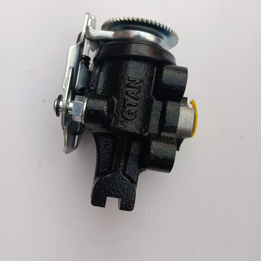 南京依维柯跃进汽车配件c300汽车轻卡配件前自调制动刹车分泵 前轮自