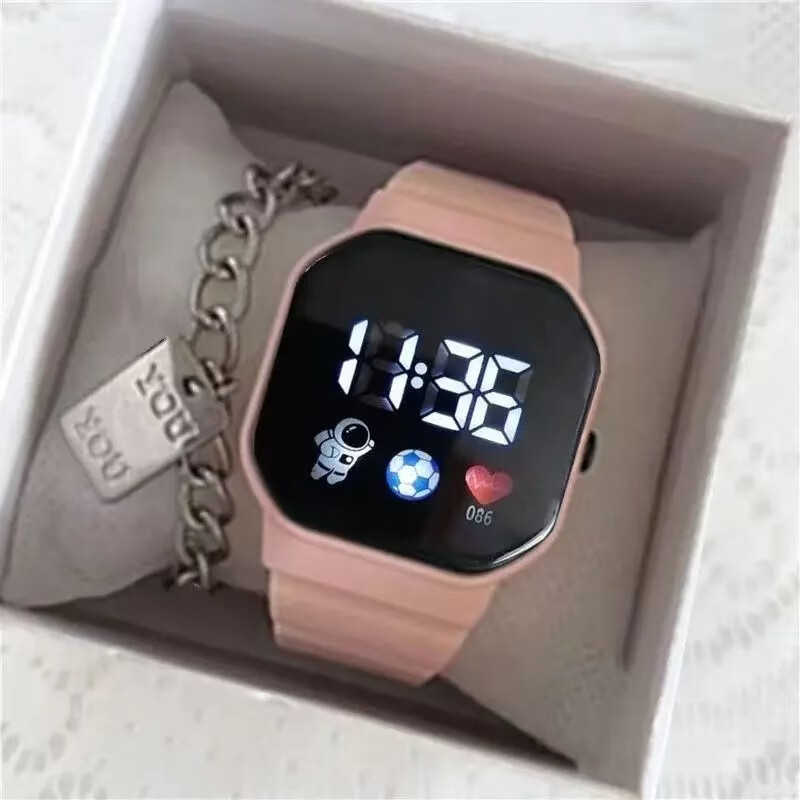 【新人专区】一分购太空人LED手表男女学生党ins防水电子表儿童 led太空人粉色