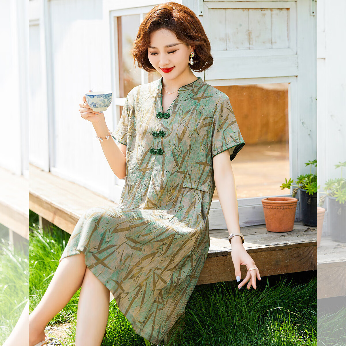 浅恋妈妈装夏季V领盘扣中长款连衣裙中老年女装时尚洋气印花直筒裙