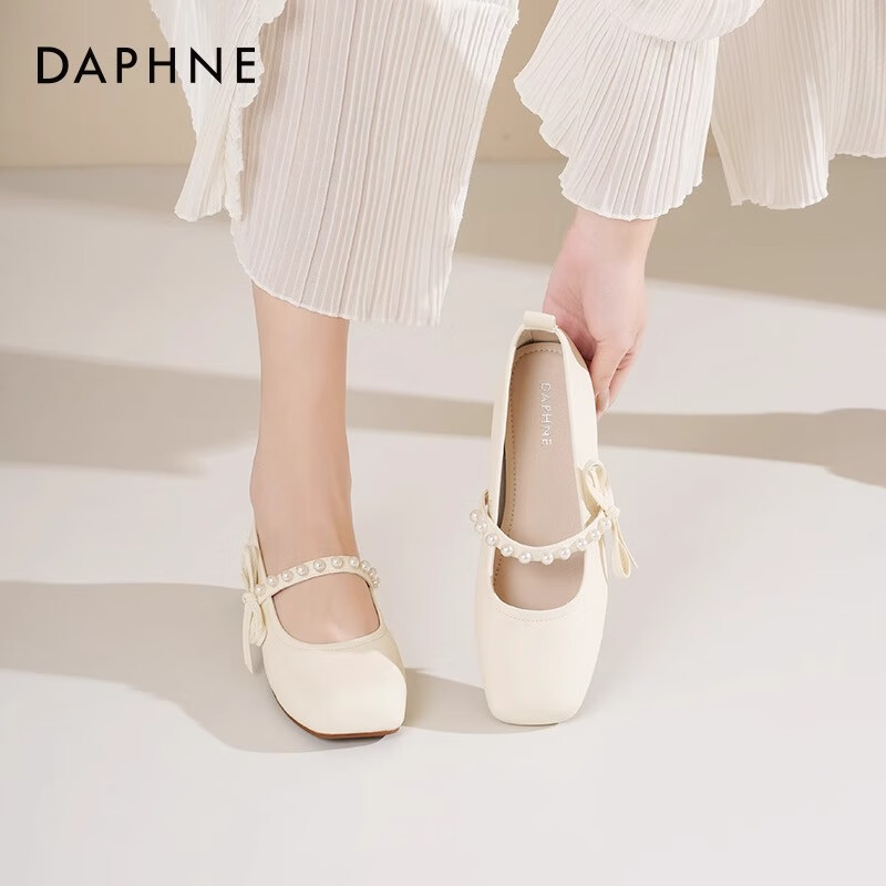 达芙妮粗跟玛丽珍单鞋女2025春季新款小皮鞋温柔软底晚晚鞋软底女鞋JL 米白色 37