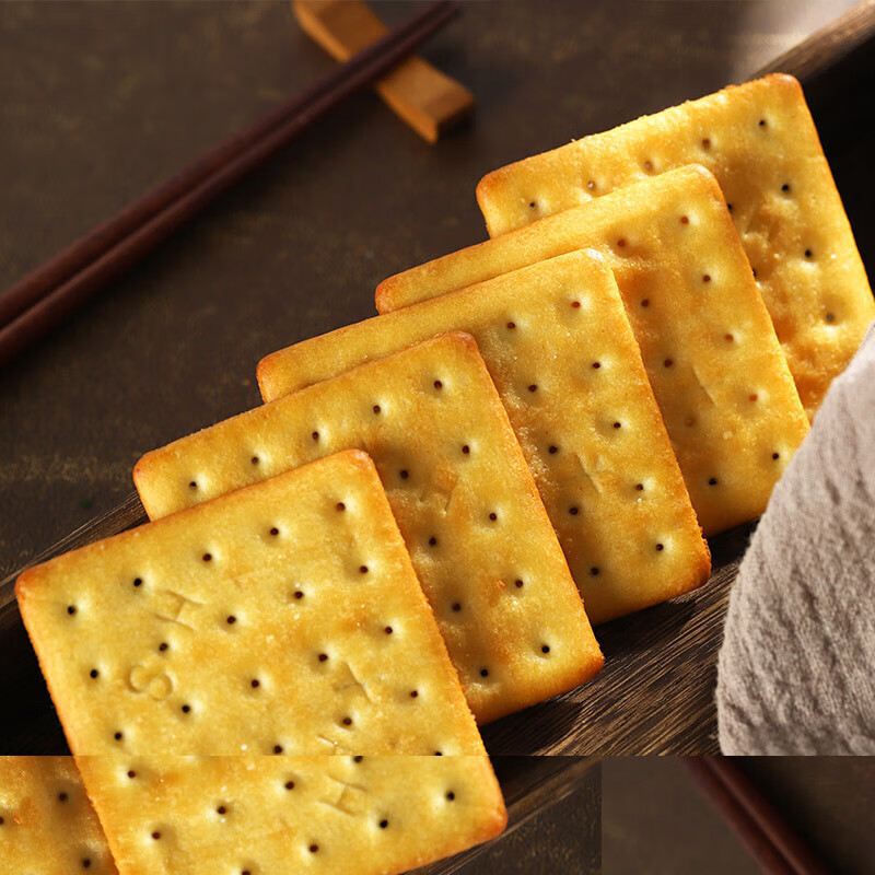 三牛（sanniu）三牛新上海蘇打原味韌性餅干 含芝麻13%蛋白質(zhì)占比 蘇打原味餅干438g*1袋