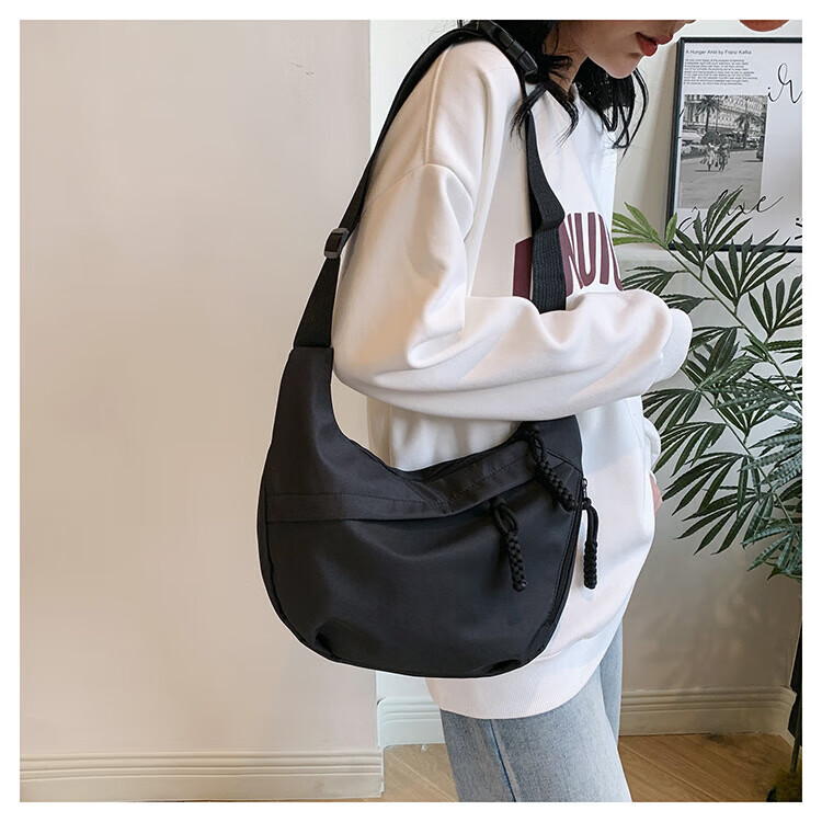 歌柏妮斜挎包男女百搭时尚学生大容量韩系简约潮牌休闲饺子包单肩邮差包 黑色单肩/斜挎【流行款】