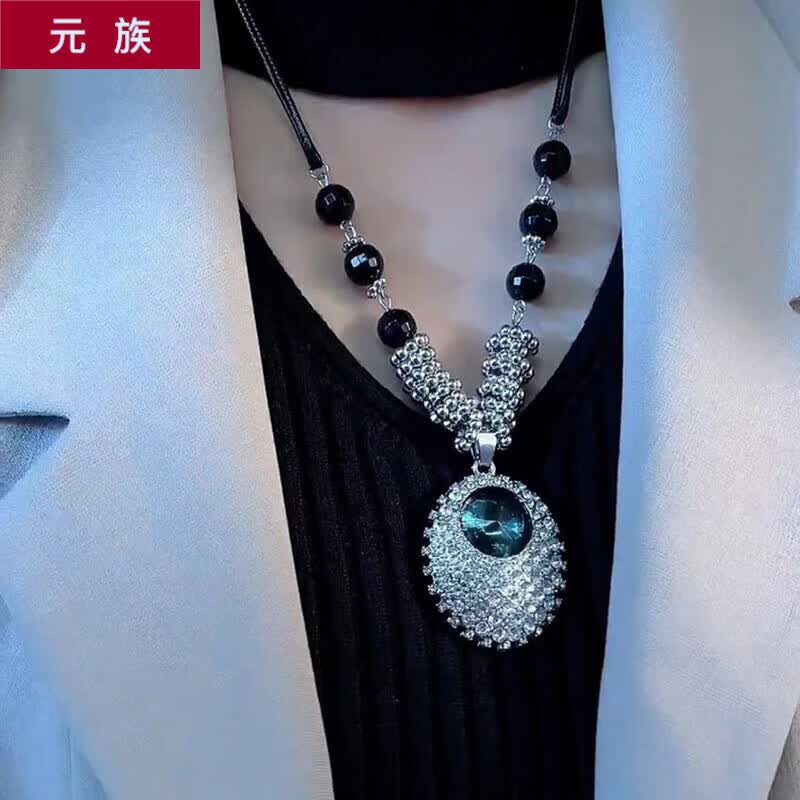 元族秋冬新款几何镶钻椭圆水晶黑绳项���宫廷风气质吊坠感毛衣链 银色