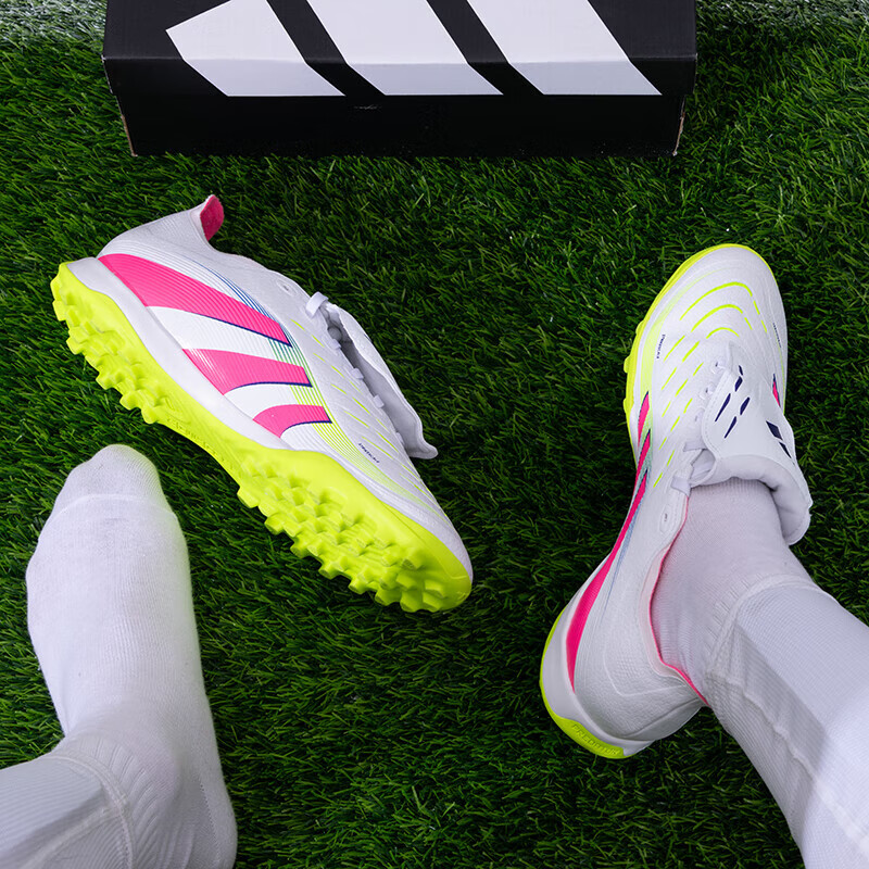 阿迪达斯 (adidas)猎鹰25 PREDATOR中端TF碎钉人草翻鞋舌足球鞋新款比赛训练鞋 JS0385/适合人造草场 39