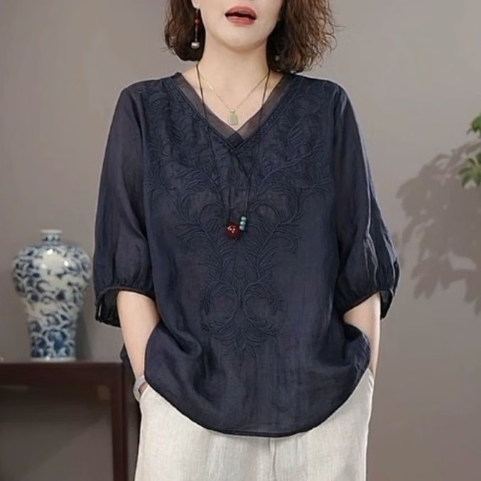 俞兆林(YUZHAOLIN)母亲节妈妈夏装复古风天丝麻V领短袖上衣女士宽松大码刺绣薄款 粉色 3XL (建议115-130斤)