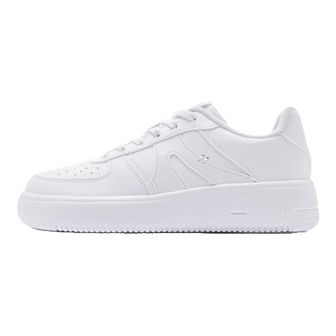 ���ڲ������ǵ�Ů��Ь͸���ļ��վ�һ�ŵͰ�ѧ��С��Ь�����������Ь�˶�Ь