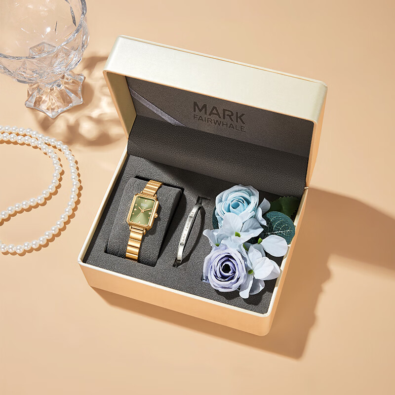 马克华菲方糖小绿女士手表女学生气质小清新绿表盘国表生日礼物送女友