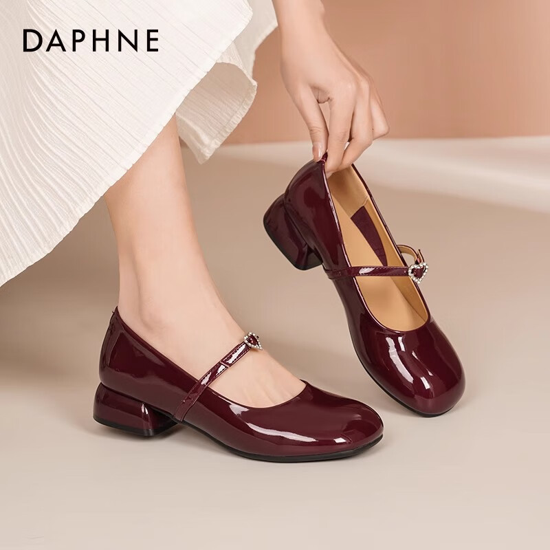 ��ܽ�� ������ЬŮ ǳ�ڵ�Ь �ƺ�ɫ ���Ŀ� 3cm���� 3979.9Ԫ