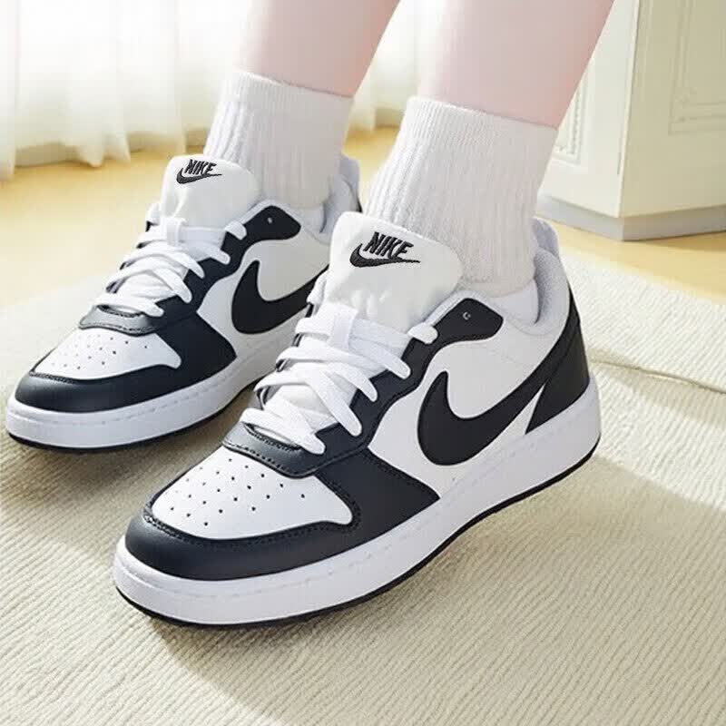 耐克（NIKE）女鞋 2026夏季新款运动鞋子女平底低帮板鞋舒适耐磨轻便休闲鞋女 黑白熊猫 /COURT BOROUGH 36.5