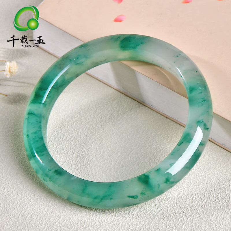 ���ڲ�����ǧ��һ���Ʈ�����޴������� Ůʿ����������ʯӢ���������Թ�����ʯ Լ54-55����