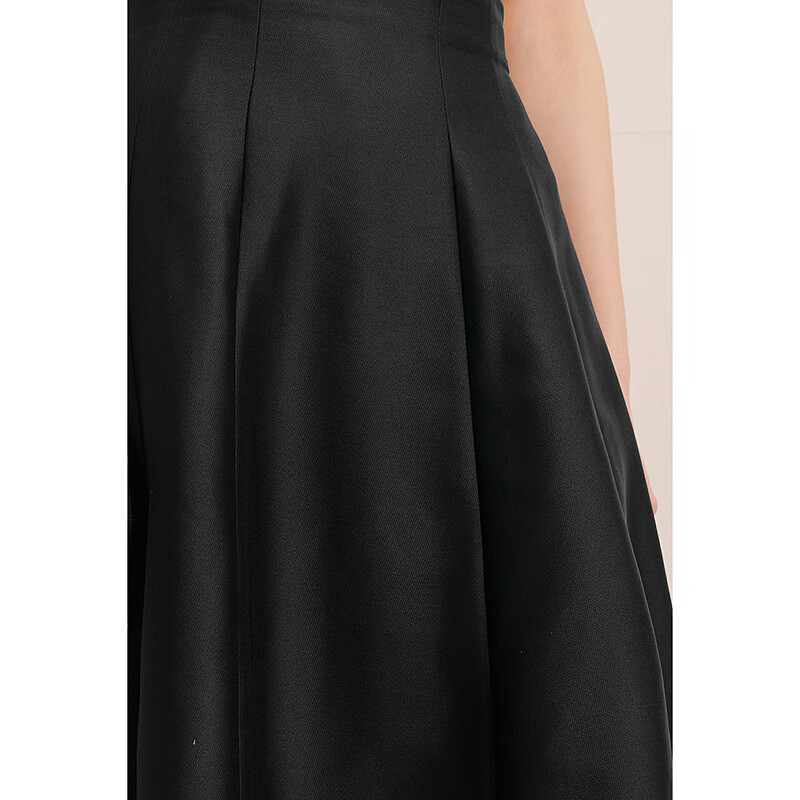 OBBLIGATO奥丽嘉朵2025夏季新款高腰A摆半裙 黑色 S