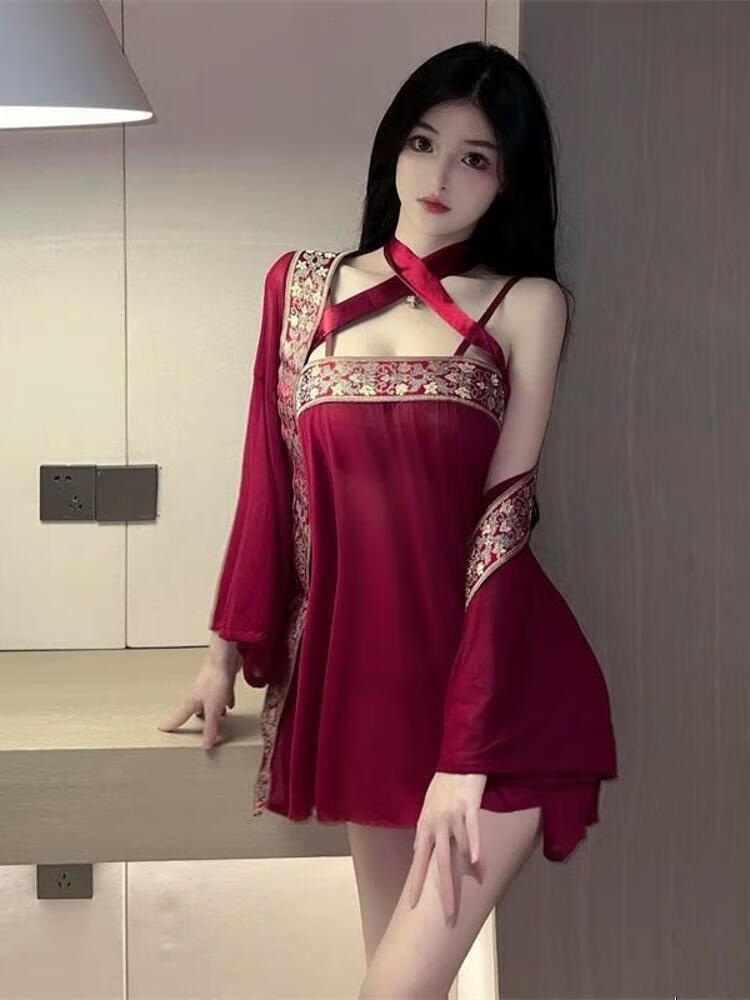 芳透妩媚战袍肚兜贵妃新娘装睡衣女古典肚兜性感刺绣睡裙大码套装 梦回大唐