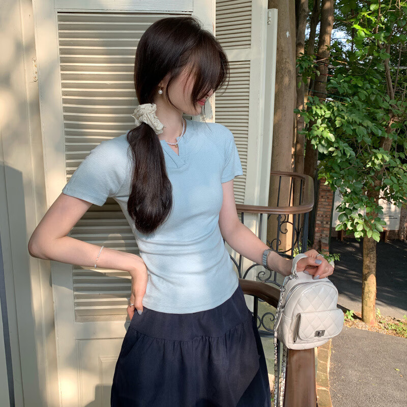 别致V领正肩短袖T恤女2025新款修身显瘦超好看绝美夏日小上衣 粉色 XL
