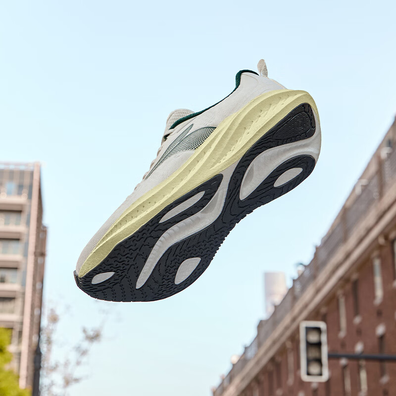 361°男鞋运动鞋爆沫4SE秋冬季减震回弹耐磨户外黑色通勤跑步鞋子 羽毛白/专业绿 41