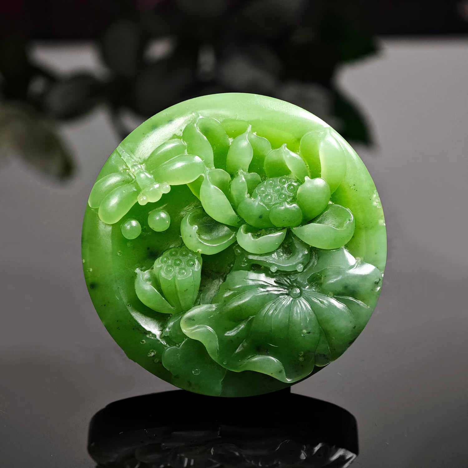 七彩云南保價11.11【孤品】和田玉碧玉蓮花吊墜一品清廉玉佩玉墜掛件項鏈 玉雕大師:韓朝興 尺寸:mm 重量:68.66g