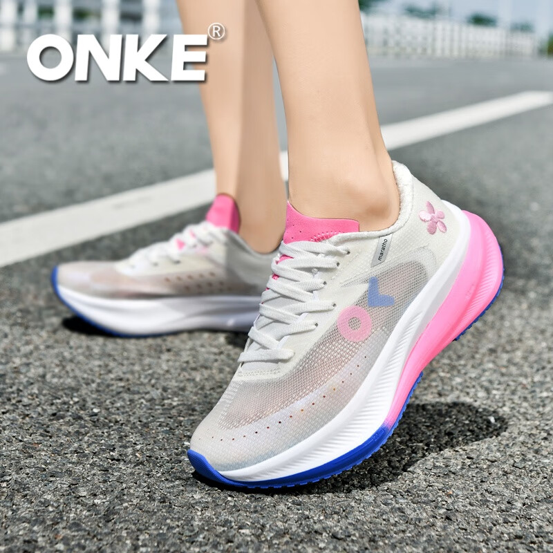 ONKE德国欧克跑步鞋男鞋透气轻便网面鞋碳板跑鞋女鞋轻便马拉松运动鞋 银河白 女款 35 京东折扣/优惠券