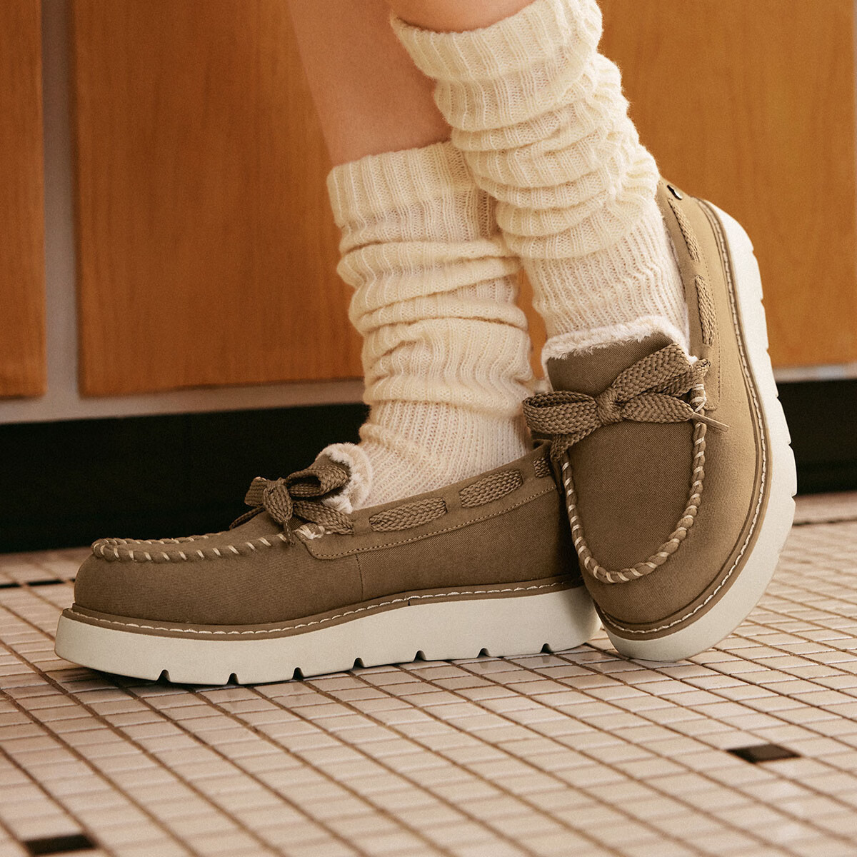 �޳��룺˹���� �ﶬ��Ů������Ь 102Ԫ����