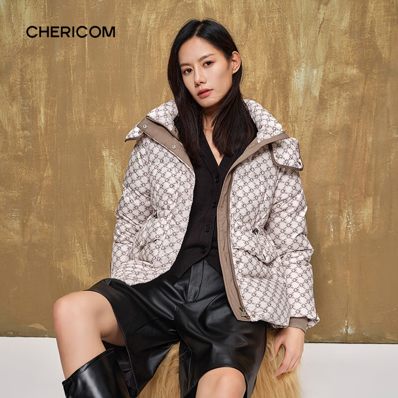 千仞岗秋冬季女士羽绒服立领连帽防寒服百搭休闲时尚潮流气质保暖外套 logo米 M (165) 京东折扣/优惠券
