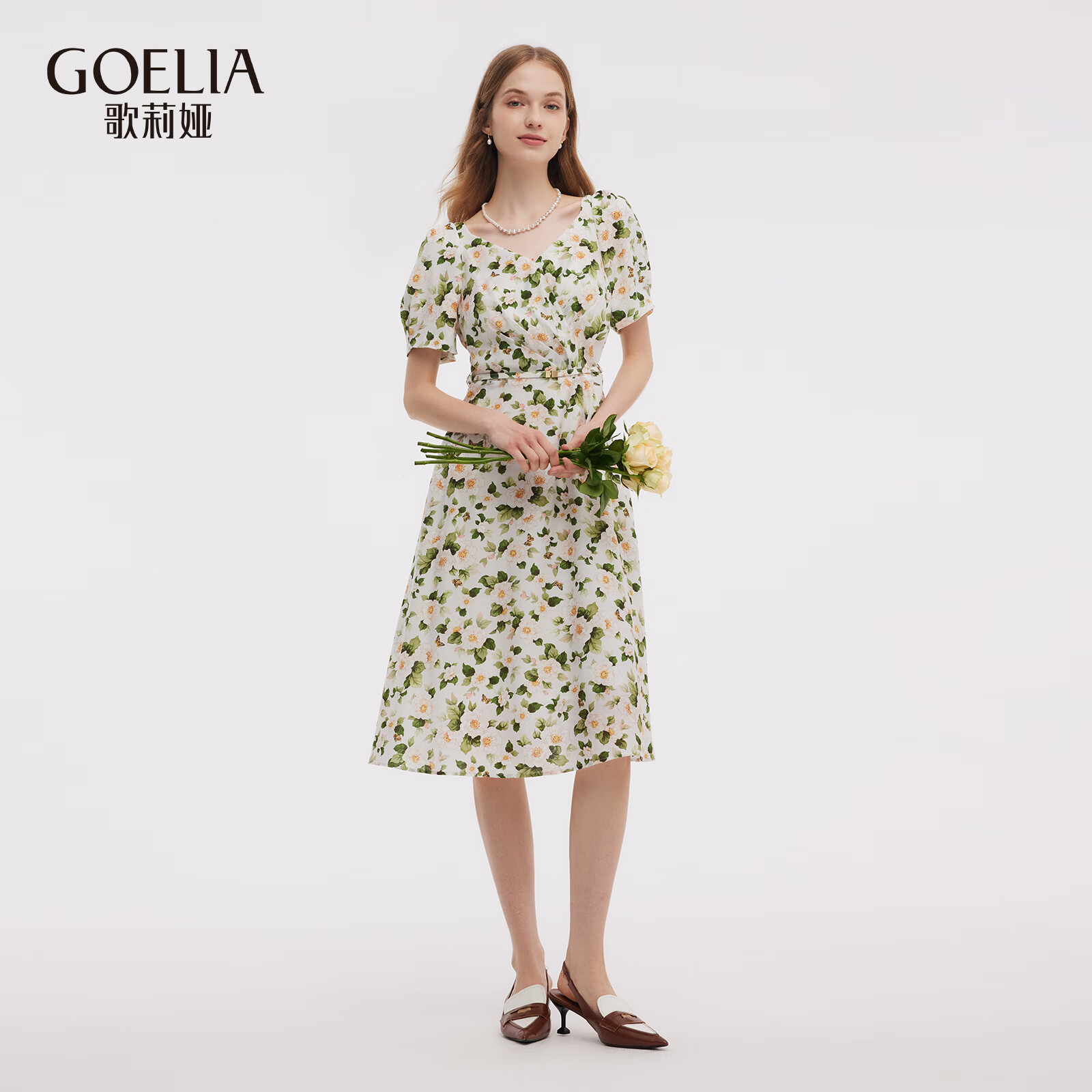 歌莉娅二醋酸连衣裙女2025新款夏季度假风穿搭印花裙子1E7R4K2T0 5DD英式白玫瑰绿叶印花 S