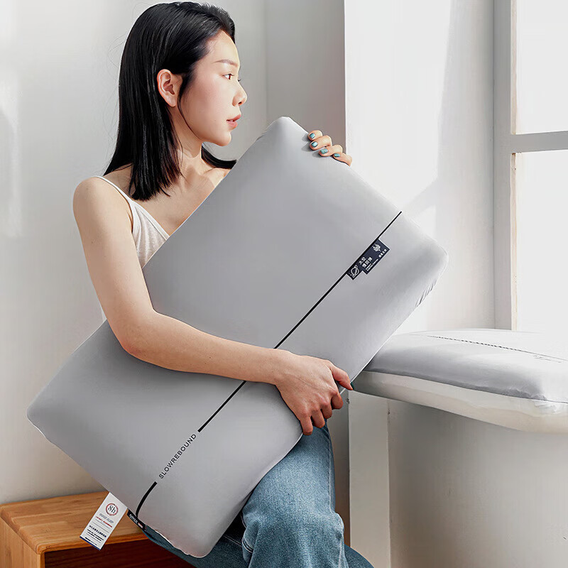 �Ƕ����ص��������Ұ�˫ƴ���������ͷ��˯�߼��þƵ�������о �Ƕ����ص� A�� ��ֻ