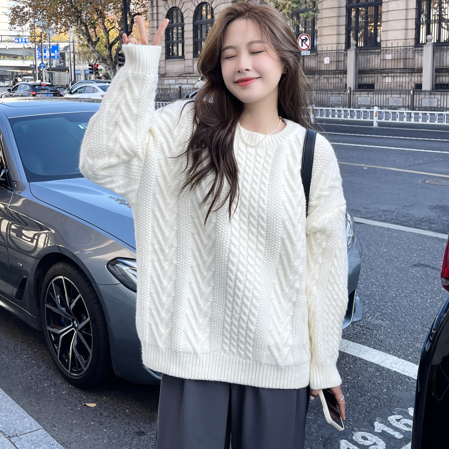 俞兆林白色毛衣女秋冬2025新款加厚圆领针织衫小个子慵懒高级感内搭上衣 米白色 【柔软不扎肤】 均码 【推荐80-140斤】