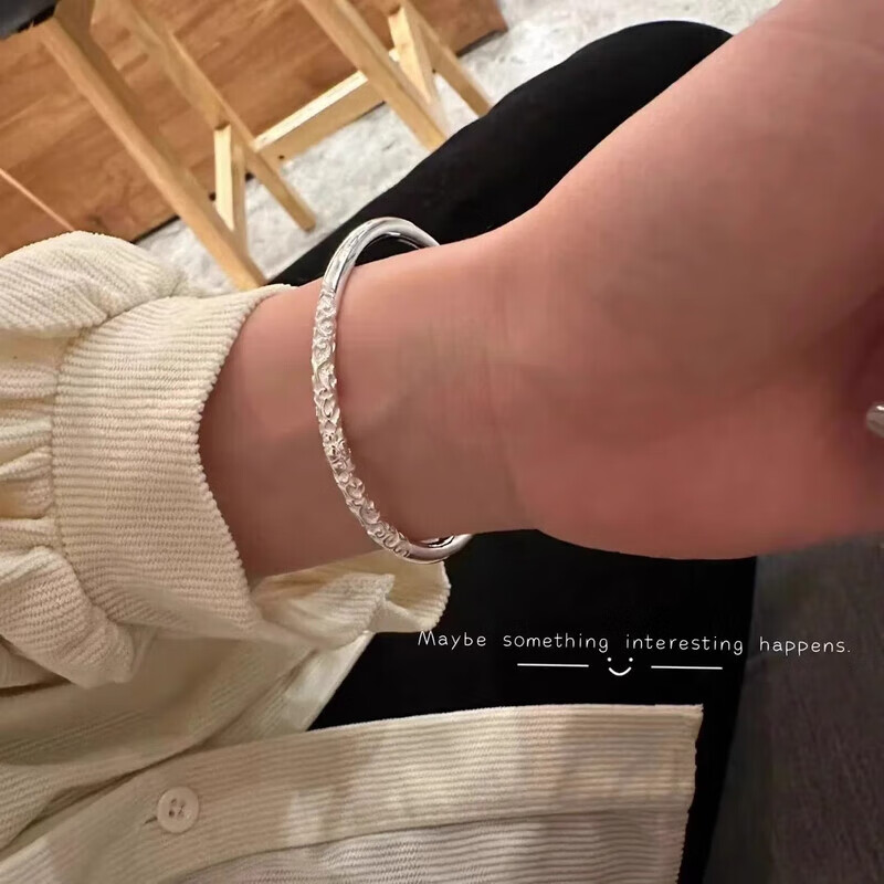 老凰祥足银9999古法传承卷草纹手镯纯银镯子实心素圈手环送老婆 古法卷草纹手镯 圈口#56MM25克【体重75-90斤】