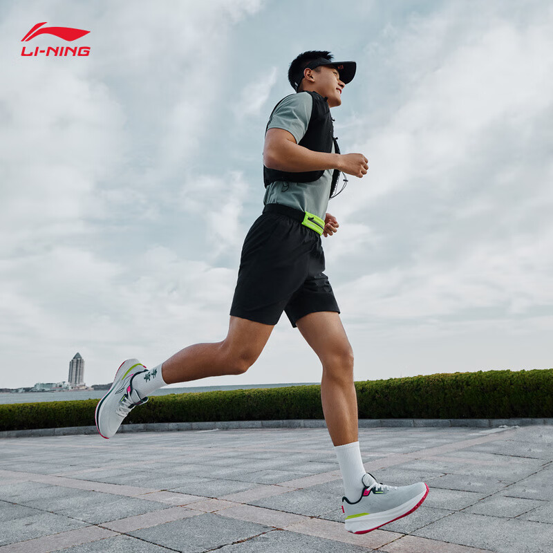 ������Ծ3.0ح�ܲ�Ь��Ь2025�¿�͸��������������˶�ЬARSV023 161.55Ԫ